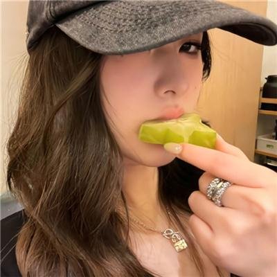 紫罗兰与黛西